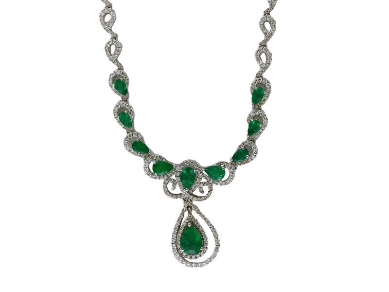 EFFY 14K WHITE GOLD DIAMOND,NATURAL EMERALD NECKLACE - DIAMOND FACTORY